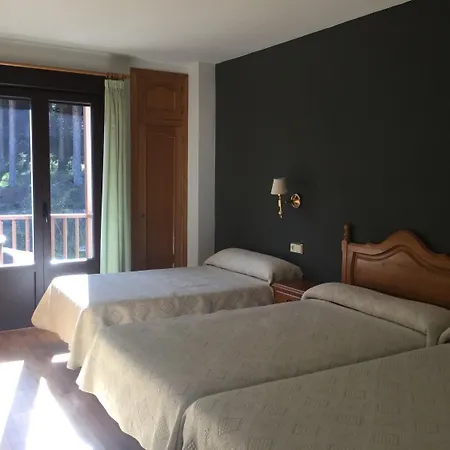 Hotel Cinco Castanos Candelario